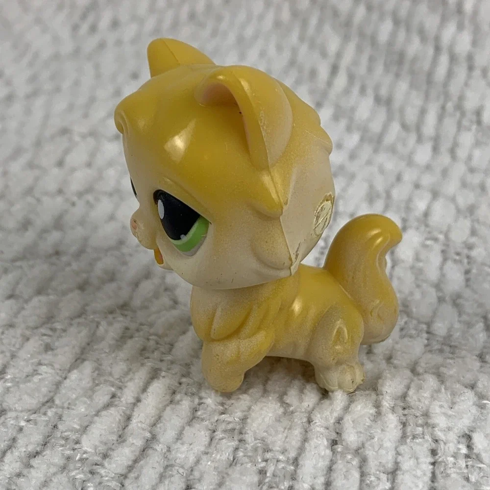 Littlest Pet Shop Cat LPS First Generation‎ Authentic Moving Tongue 2005 Yellow